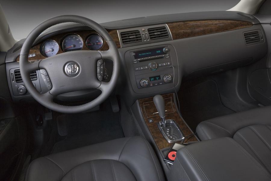  Buick Lucerne 2006 года  (фото 31 из 81)